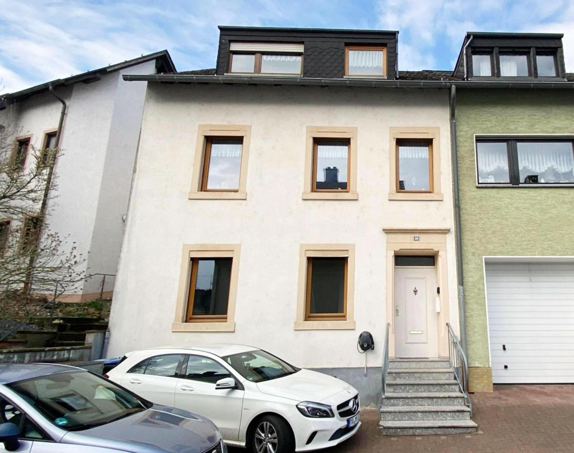 Zentrale Ferienwohnung Trier-Euren Mit Heimkino, Kueche, Wallbox & Kostenlose Fahrraeder Exterior photo